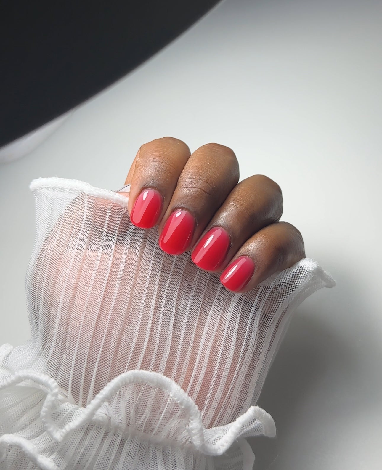 Waarom polygel populairder is dan BIAB? - Glamnailsprofessional